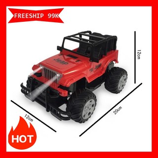 [CHUYENSI 7] Xe jeep off-road leo núi điều khiển từ xa (254)