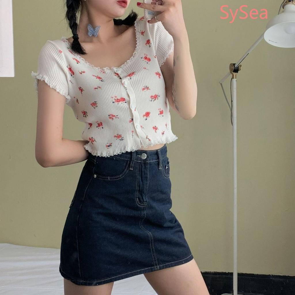 Áo croptop tay ngắn hoạ tiết hoa thời trang mùa hè