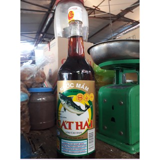 Nước mắm Cát Hải - đặc sản, loại cao đạm, chai thủy tinh