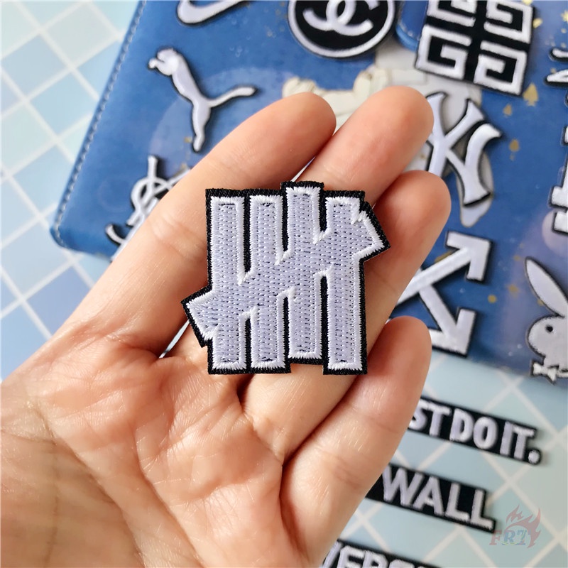 Miếng vá quần áo logo mini dạng ủi trang trí thủ công