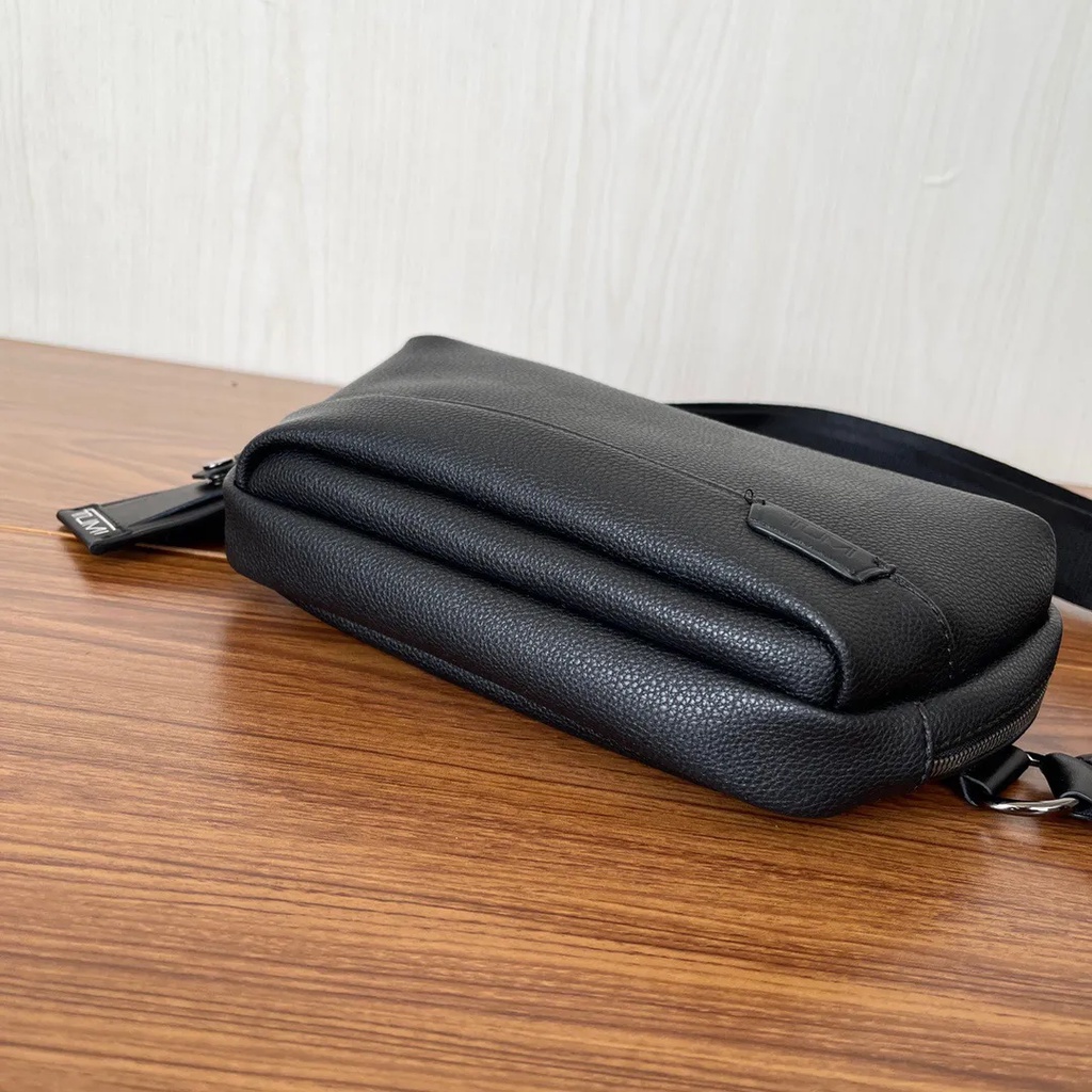 Tumi 6302003 Túi Da Bò Đeo Chéo Ngực Thời Trang Công Sở Cho Nam