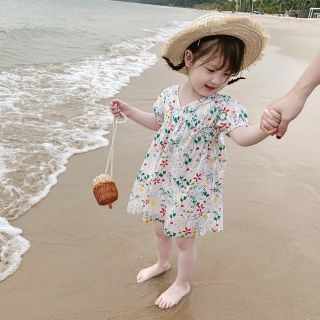 Váy bé gái siêu xinh cho bé