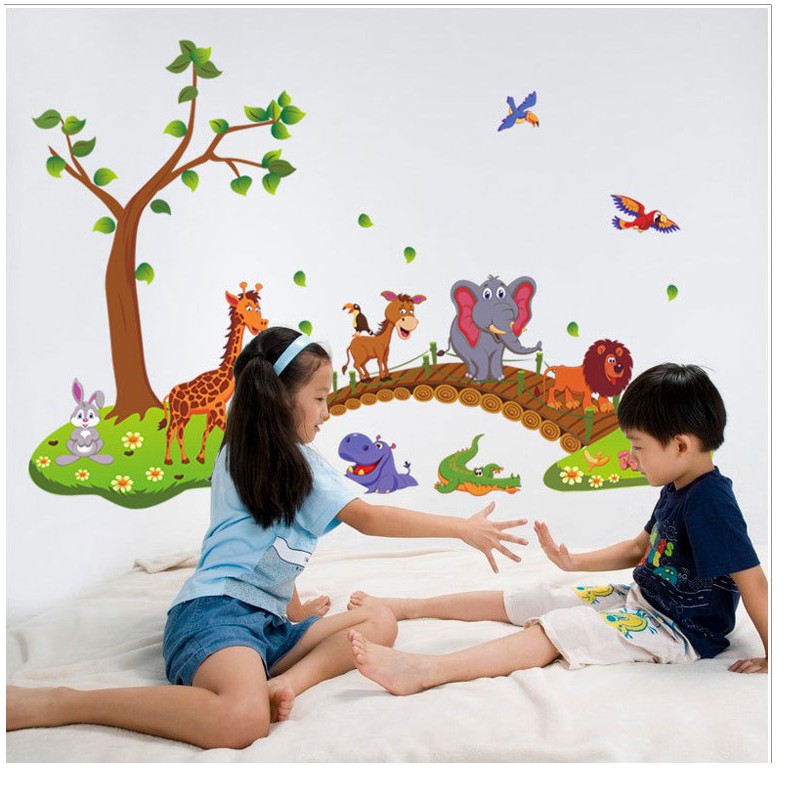 Decal dán tường Đàn thú qua cầu - TRANH TRANG TRÍ PHÒNG BÉ YÊU