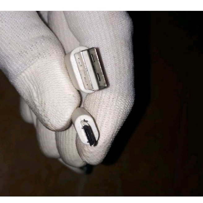 Cáp sạc samsung , 2cm, ruột to, sạc nhanh đầy.