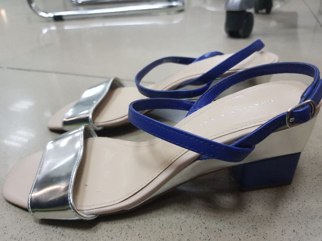 Sandal charles and keith aut