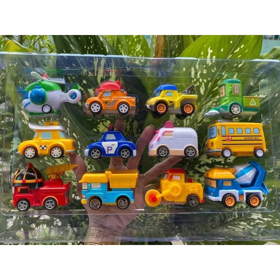 HỘP ĐỒ CHƠI 12 XE Ô TÔ ROBOCAR POLI BIỆT ĐỘI BAY SIÊU ĐẲNG CHO BÉ YÊU