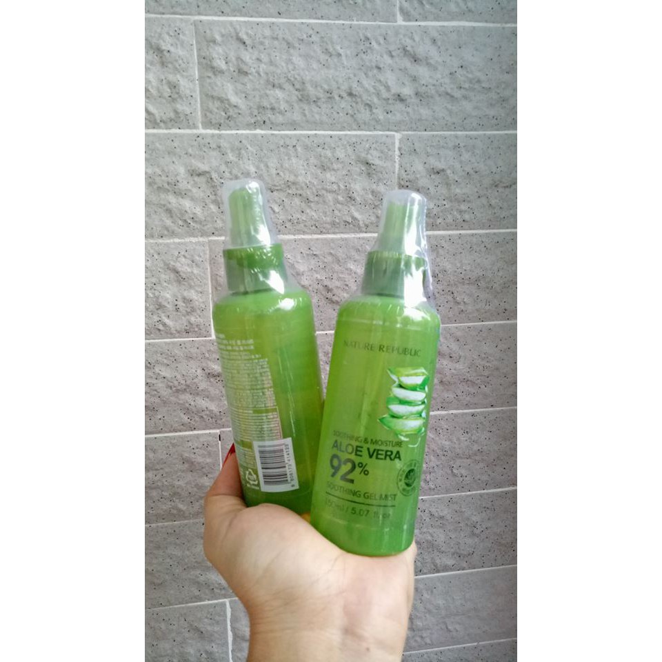 Xịt Khoáng Giải Nhiệt Dưỡng Ẩm Cho Da Nha Đam Aloe Vera 92%