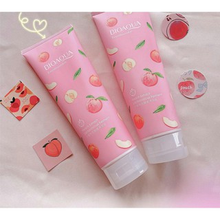 Muối tắm tẩy da chết Bioaqua hương đào 250ml ( Dạng tuýp)