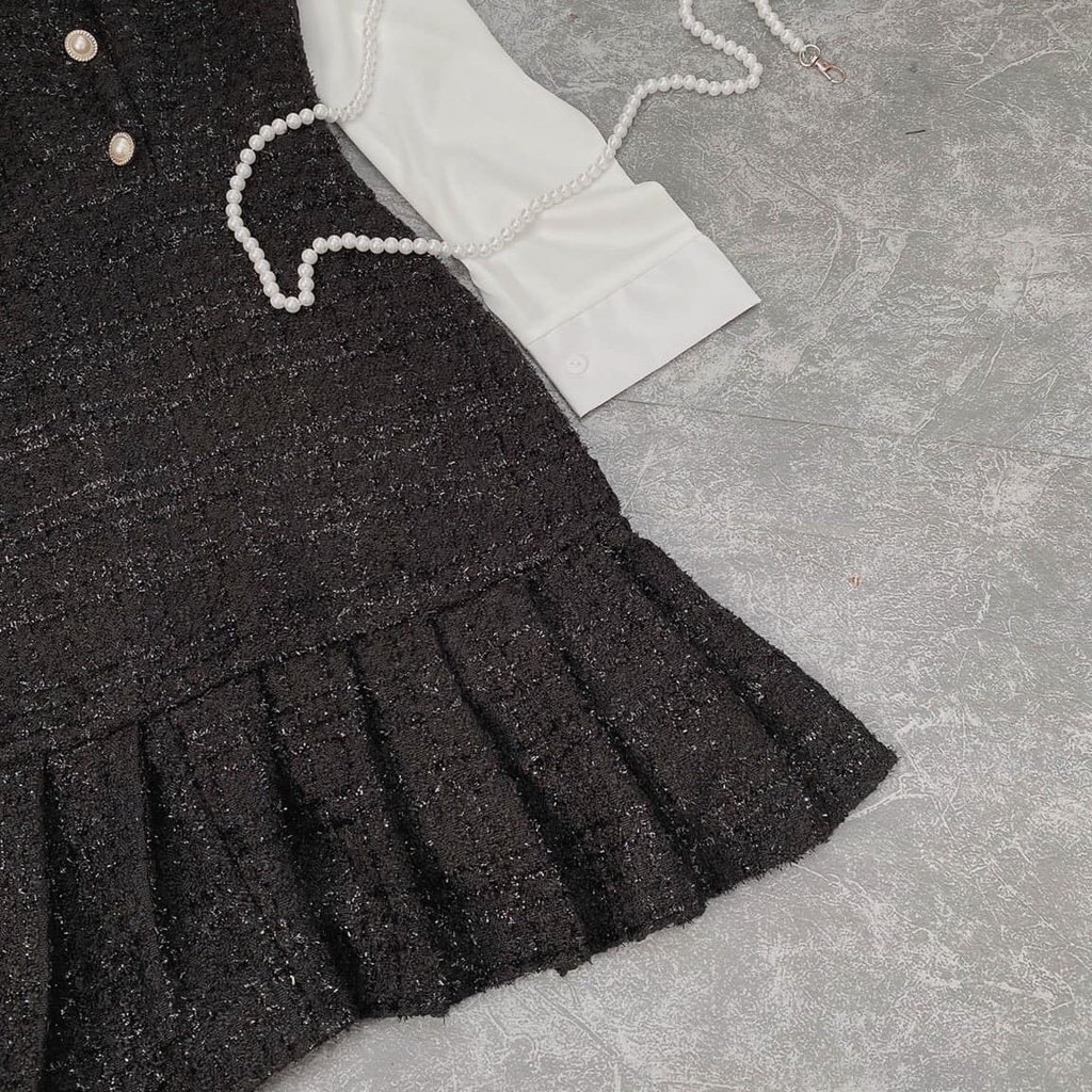 Sset yếm dạ_Váy dạ tweed, phối sơ mi kèm tag nơ
