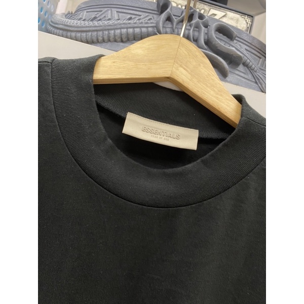 Áo thun Essential cổ tròn ss22 mới