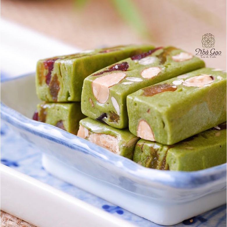Kẹo nougat Nhà Gạo vị matcha siêu hạt hộp 300gr