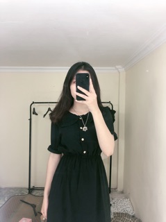 Váy cổ bèo