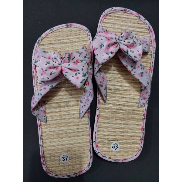 Dép nơ, dép chiếu nữ