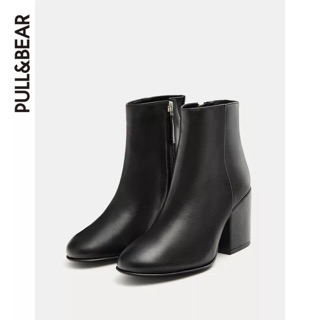 Boot Pull and bear