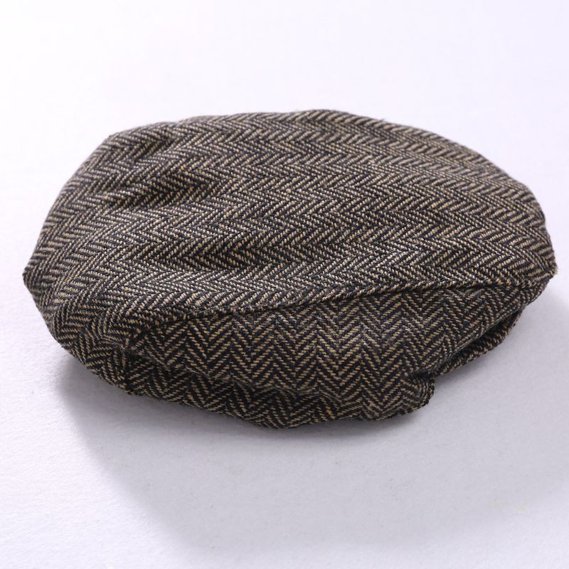 Set quần dài và nón trùm dùng để làm trang phục chụp ảnh dành cho bé trai