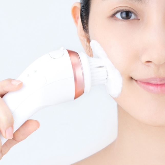 Máy rửa mặt làm sạch da Panasonic EH SC63 SC65