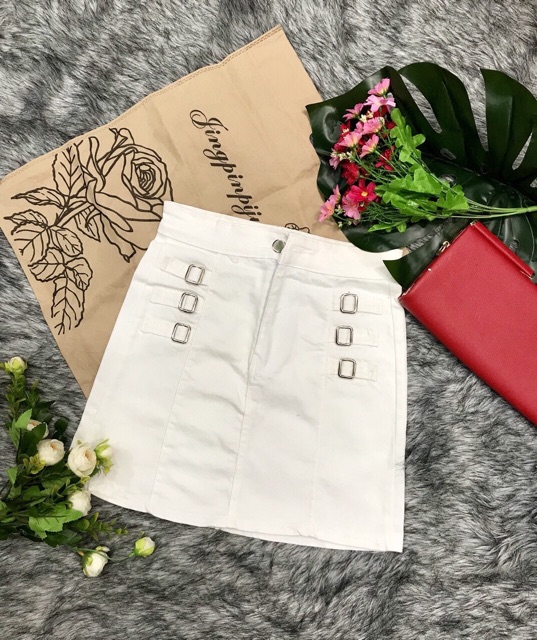 Chân Váy Kaki Kiểu Khoen Hai Bên Siêu Xinh | BigBuy360 - bigbuy360.vn