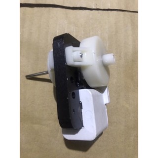 Quạt Tủ Lạnh  220V AC ( Loại mỏng -Tốt )
