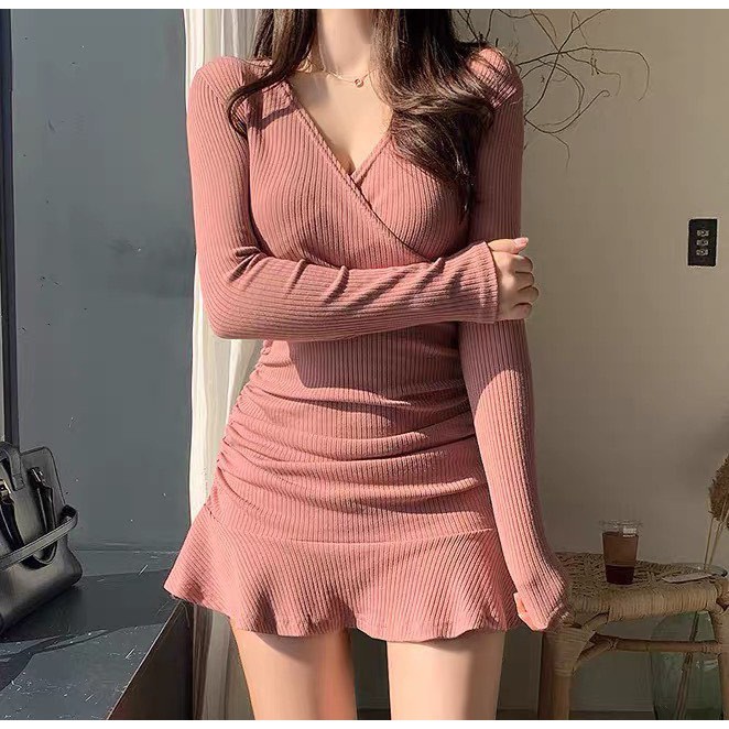 [Mã SKAMA06 giảm 8% tối đa 50K đơn 250K] Đầm hồng tay dài cổ đắp đuôi cá | BigBuy360 - bigbuy360.vn