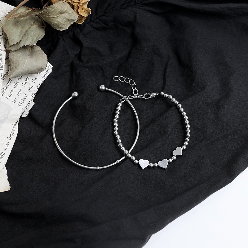 Vòng Đeo Tay Dạng Mở Hình Trái Tim Thời Trang Dành Cho Nữ