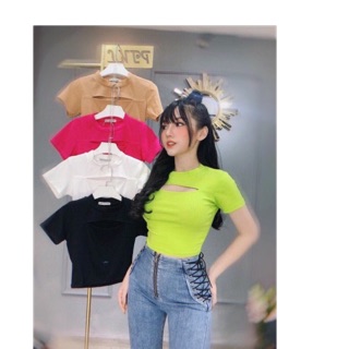 Áo croptop khoét ngực