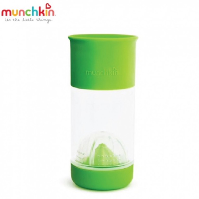 Cốc 360 độ Munchkin chống đổ, có ngăn ép trái cây