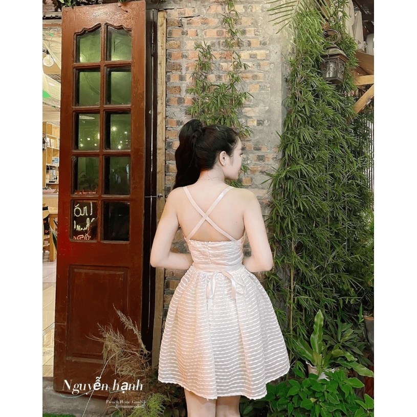 (Mẫu Mới) Đầm Tơ Hột Nổi Có Lót Có Mút Kèm Bông UP hhp