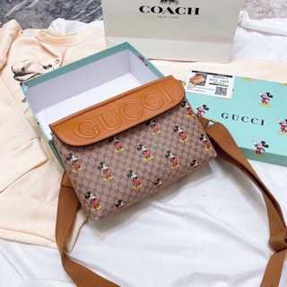 Túi gu,c,ci nắp gập mickey