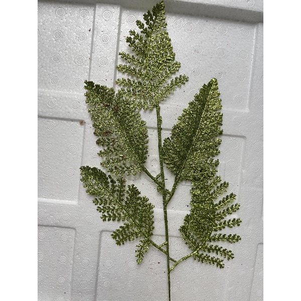 cành lá trang trí/ cành dương sỉ hoa/ lá làm oản