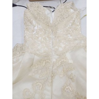 thanh lý váy cưới 02