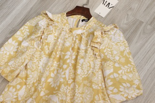 Áo peplum hoa vàng giá 280k