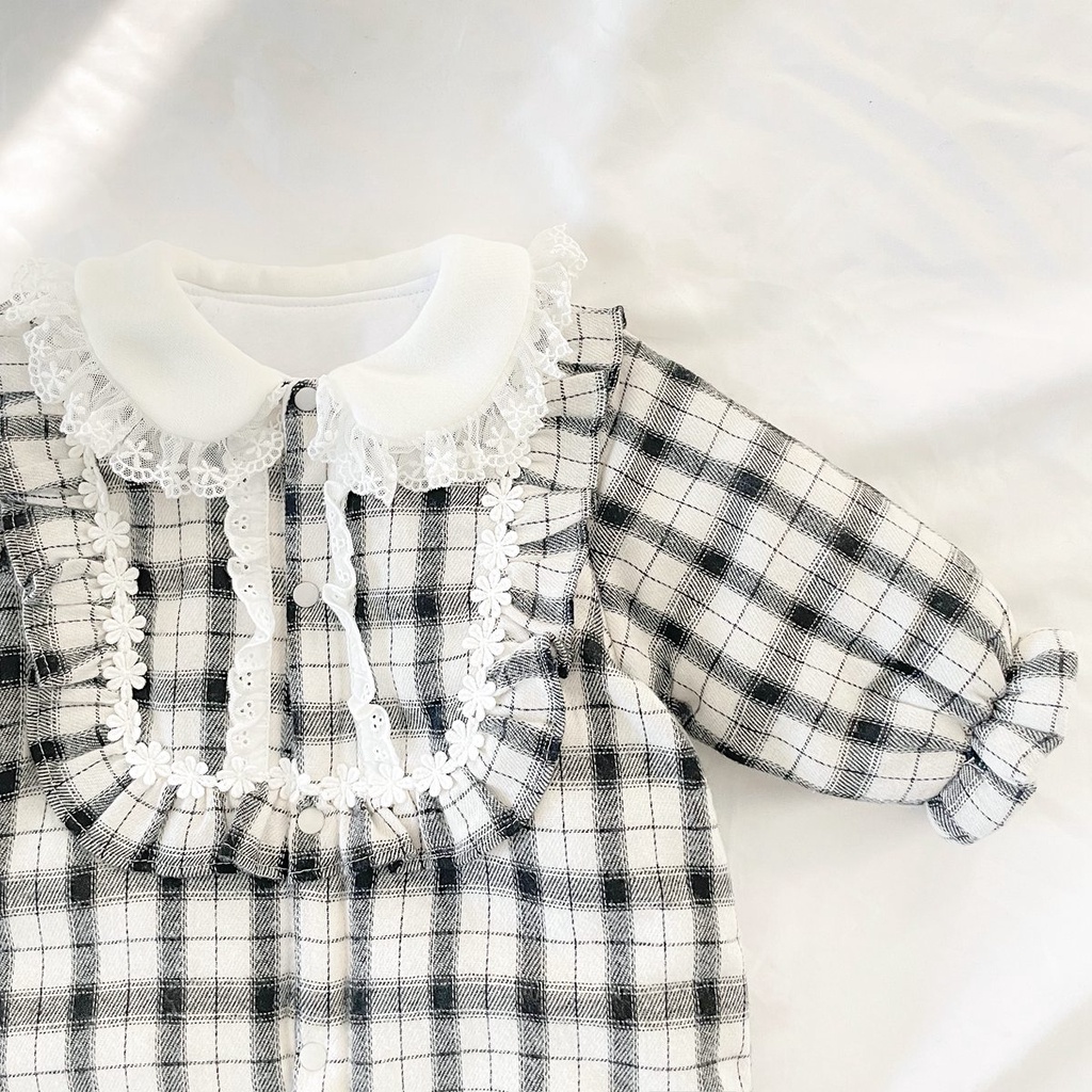 Áo liền quần SANLUTOZ tay dài kẻ sọc ca rô phối ren thời trang mùa đông cho bé gái