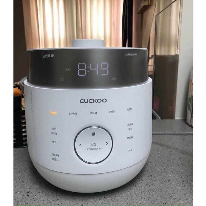 Nồi Cơm Điện Cuckoo Cao Tần CRPLHTR0610FW Dung Tích 1.08L