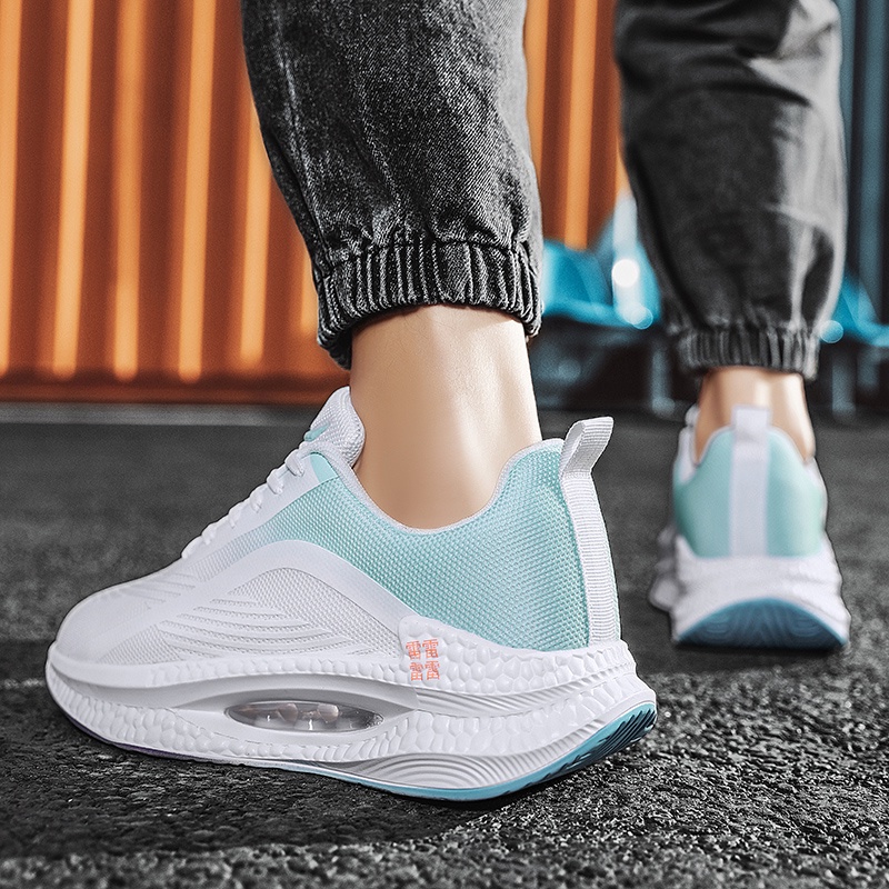 Giày Thể Thao Đế Mềm Siêu Nhẹ Phối Lưới Thoáng Khí Phong Cách Hàn Quốc Cho Nam Và Nữ