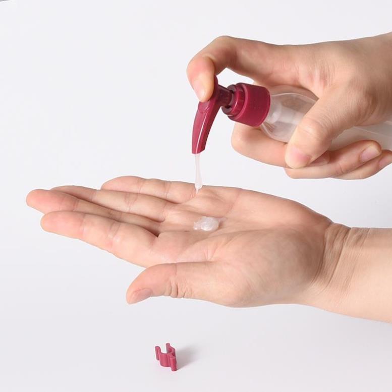Bộ Chiết Mỹ Phẩm 6 Món Hộp Nhựa Cứng Cao Cấp Đi Du Lịch, Đi Chơi Vô Cùng Gọn Gàng Và Tiện Lợi sp550