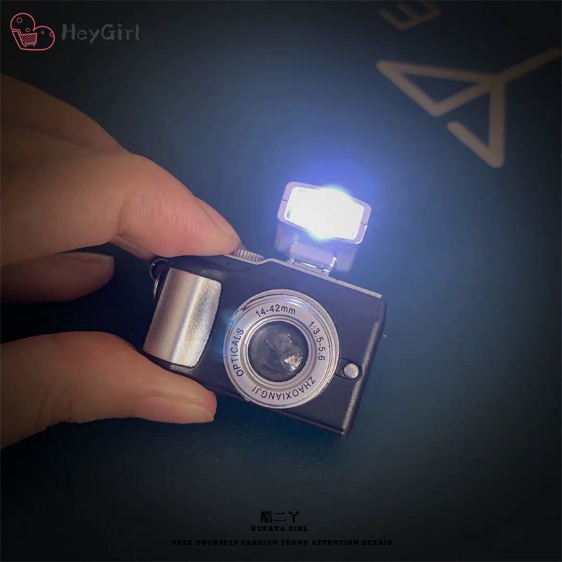 Phong cách Hip ​Hop Vintage Vòng cổ mặt camera có đèn flash và âm thanh
