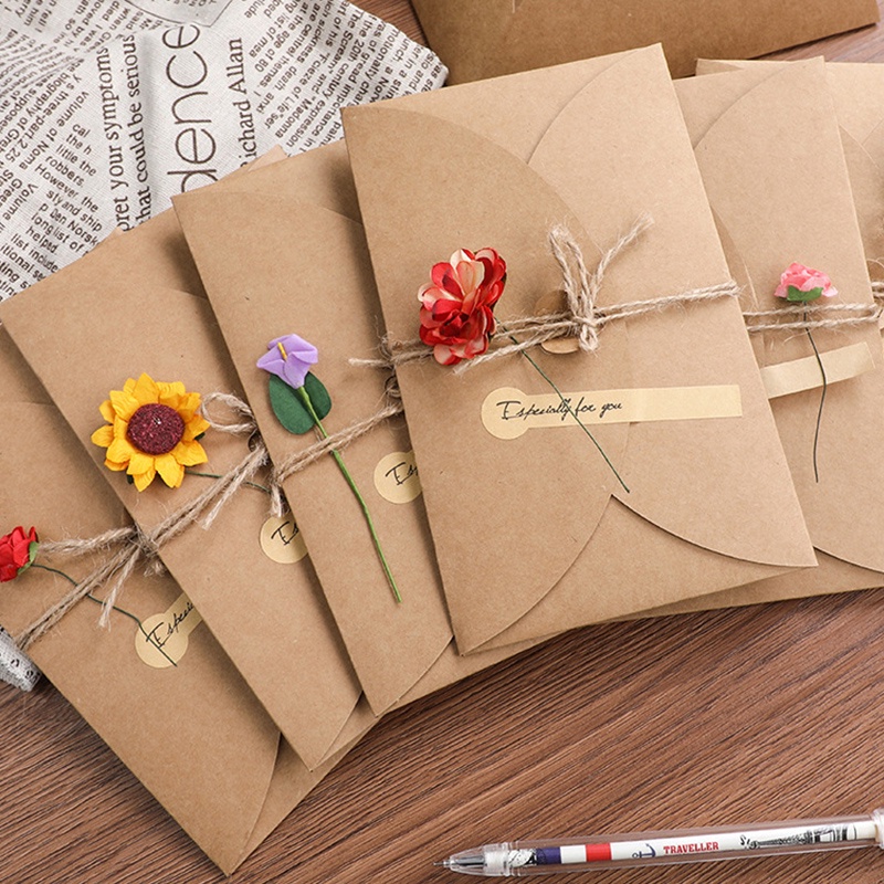 Thiệp Giấy Kraft Trang Trí Hoa Nhân Tạo Vintage Với Dây Gai Dầu Sáng Tạo DIY