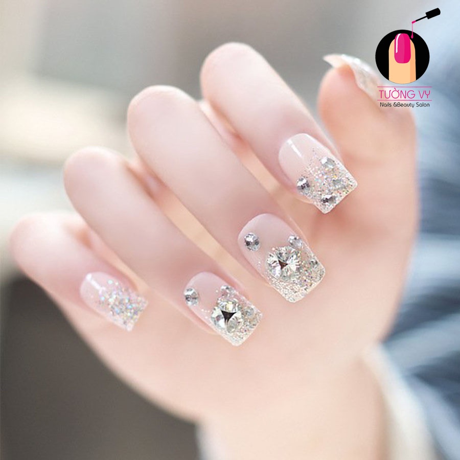 Top đính đá siêu chắc niềm tin cho thợ nail