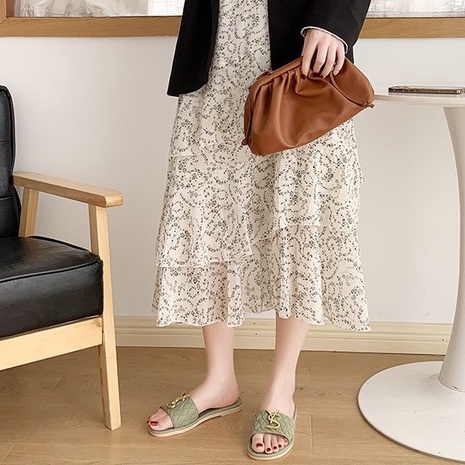 Dép Nữ Quai Ngang Thời Trang Phong Cách Trẻ Trung, Năng Động Màu Sắc Hài Hòa