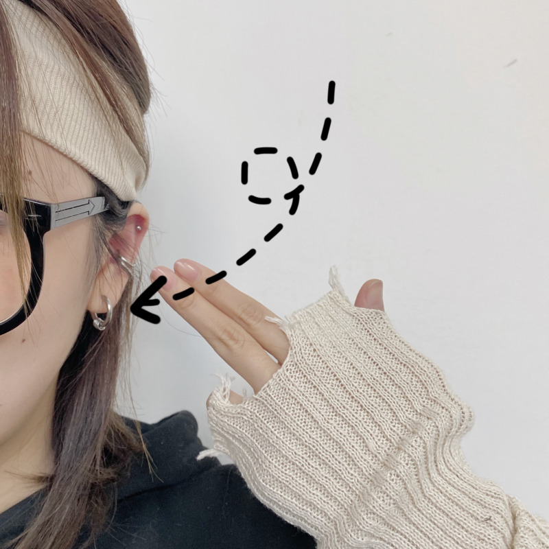 Khuyên tai dạng vòng kẹp bằng kim loại phong cách đường phố cá tính đen tối đơn giản 19182