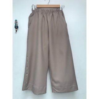 Quần culottes Hàn lưng thun màu beige