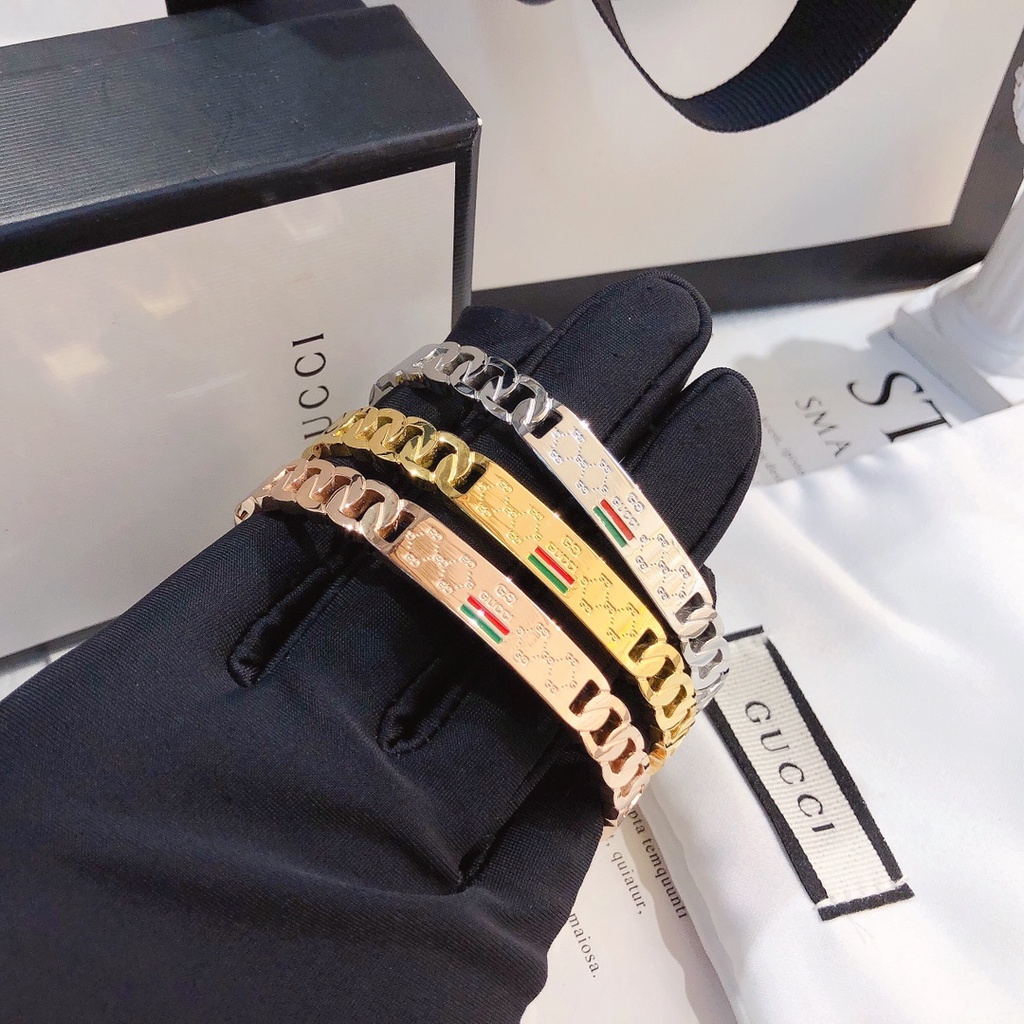 Vòng Tay Gucci Bằng Thép Titan Nhẹ Dát Khảm Chữ Không Phai Màu Đơn Giản Cổ Điển Đa Ứng Dụng Sang Trọng Cho Nam Và Nữ