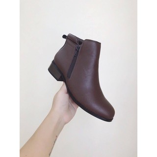 BOOTS DA KHÓA NGANG