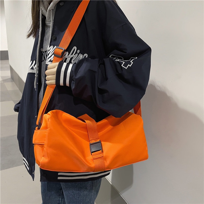 Túi đeo chéo vai vải nylon thời trang sành điệu cho nữ