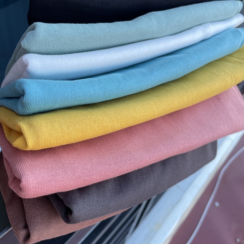 Áo croptop Astudio trơn 7 màu hàng quảng châu