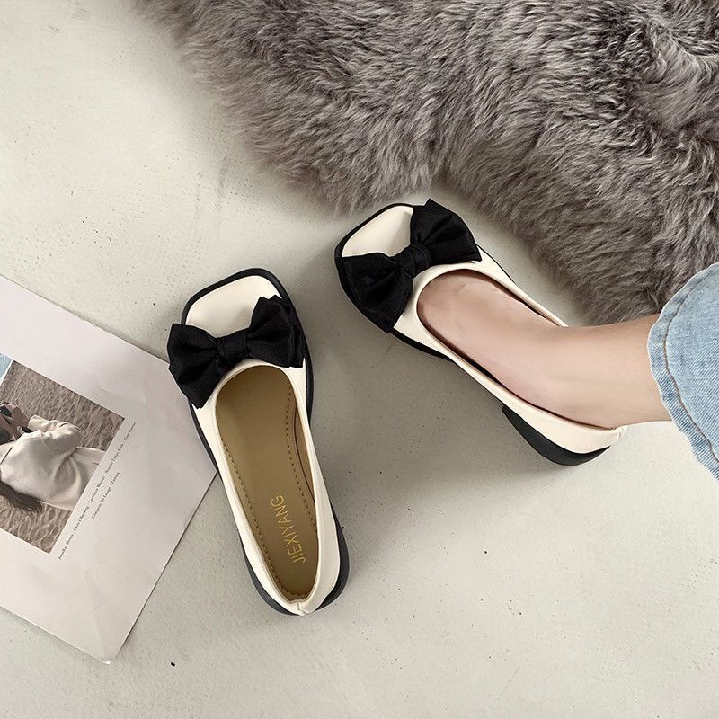 Giày Lười Đế Bằng Mũi Vuông Thiết Kế Đáng Yêu Cho Nữ