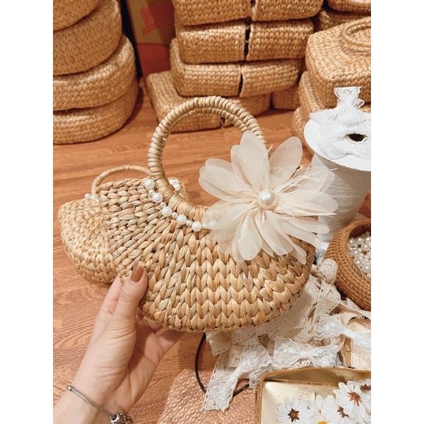 Bán sỉ túi lục bình túi cói đi biển túi cói vintage túi cói chụp ảnh đính hoa form cứng cáp dày dặn