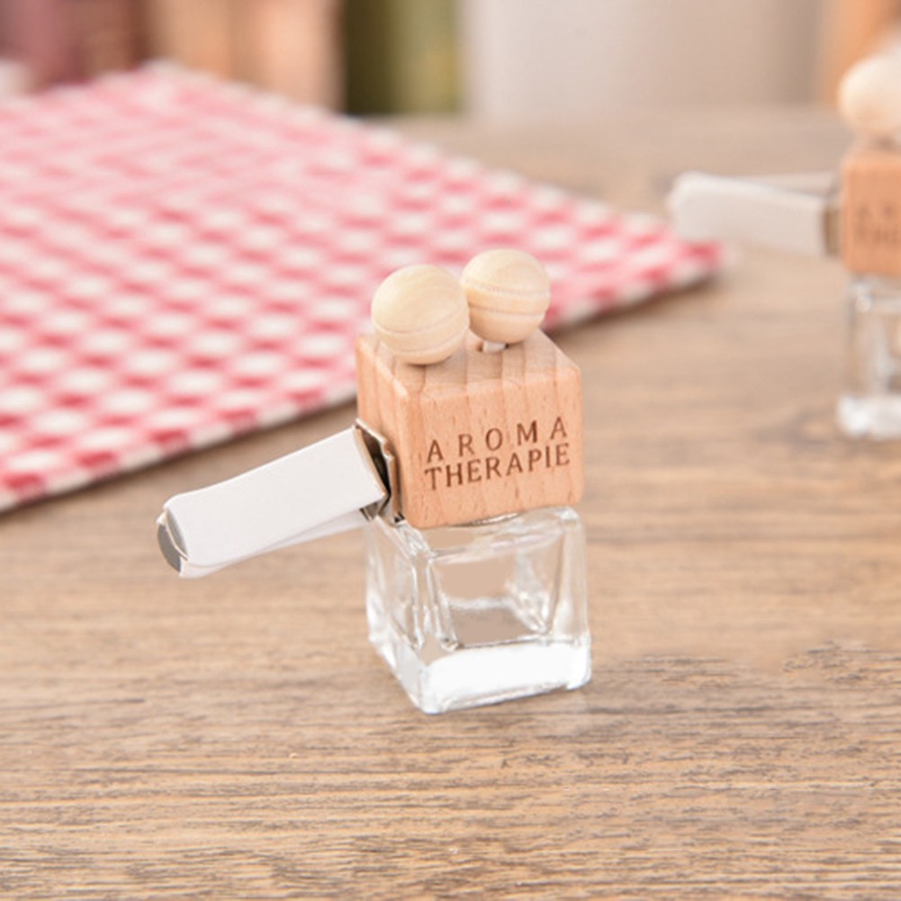 Hộp Đựng Tinh Dầu / Nước Hoa Kẹp Lỗ Thông Gió Xe Hơi