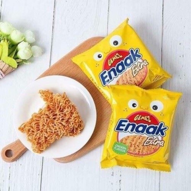 Snack mì ăn liền enaak 24 gói/30gr vàng