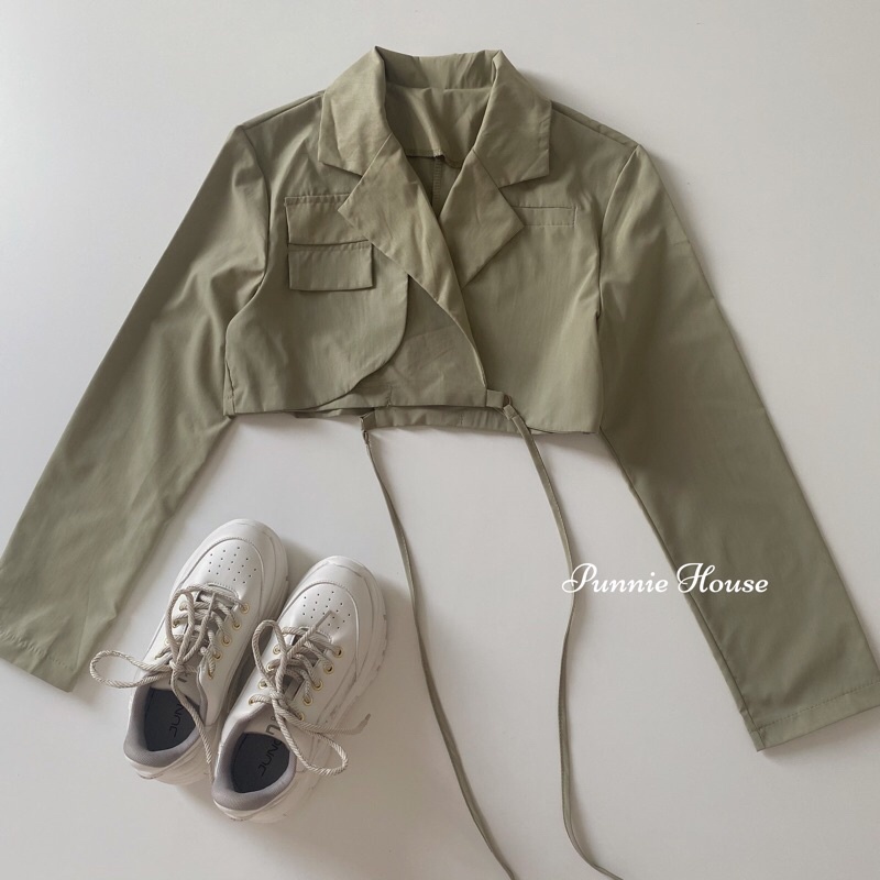 ÁO CROPTOP BLAZER 🎀 PHỐI QUẦN LỬNG ỐNG SUÔNG 🎀 THỜI TRANG THANH LỊCH | BigBuy360 - bigbuy360.vn